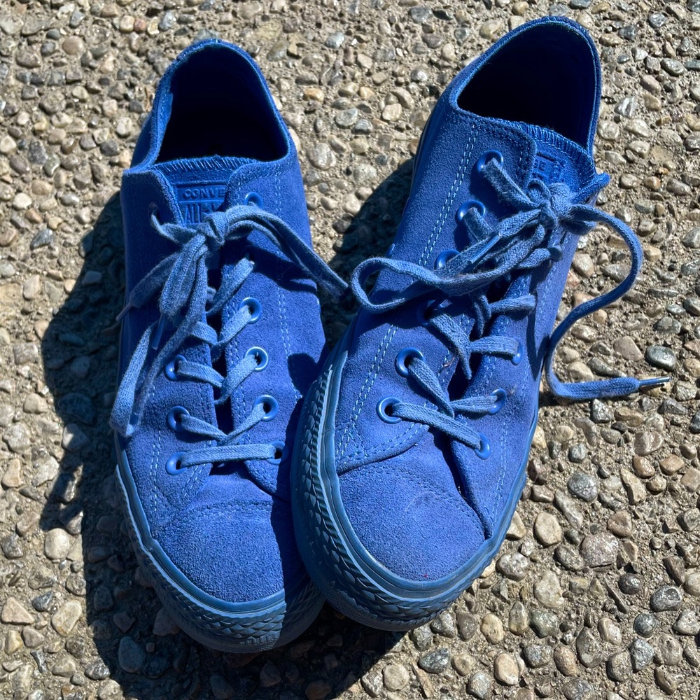 Bright Blue Low Top Converse